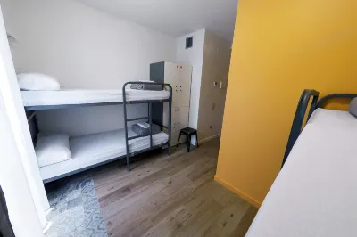 Meeting Point Hostels Hotels near Barcelona Sants Railway Station