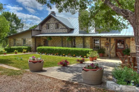 Kuebler Waldrip Haus B&B