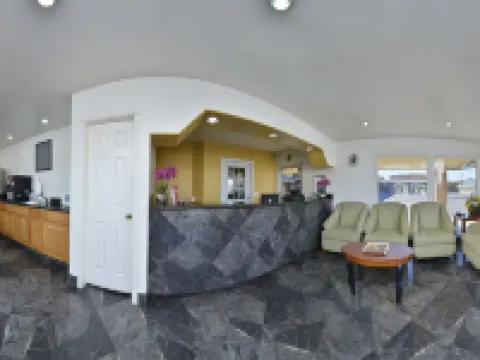 Crown Hotel Hotels in El Centro