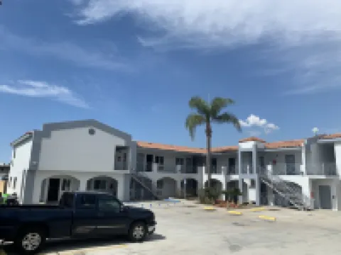 Crescent Inn Hotels in Wilmington