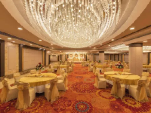 Radisson Blu Kaushambi Delhi NCR Hotels in Ghaziabad