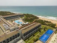 伊盧里昂·卡拉斯·德·科尼爾住宿 Playa de La Fontanilla附近的飯店
