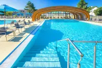 Village Vacances Azureva Kerjouanno - Pool
