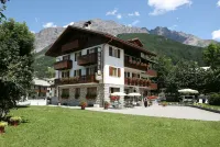 Meublè Cima Bianca Garni Hôtels à : Bormio