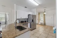 5-3 Pool Home Located in Sunset Ridge Community!