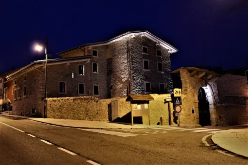 Arco di Vino - Tourist Location Hôtels à : Fumane