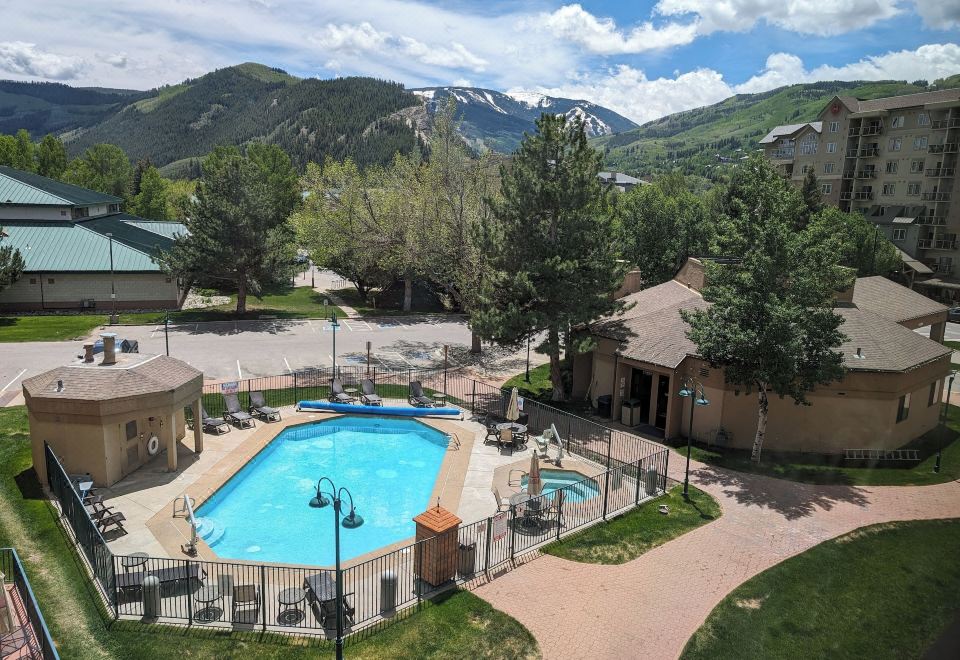 컴포트 인 로비 사진