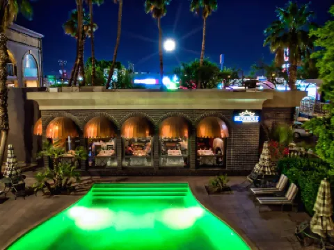 Hotel Lucerna Mexicali Hotel di 