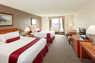 The Falls Hotel & Inn Hotels near Nightmares Fear Factory