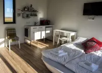 Brú Guesthouse Hotels near Seljalandsfoss