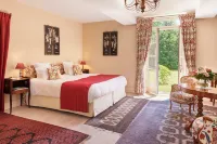 Gites la Sauvageonne Hotels in Mirambeau