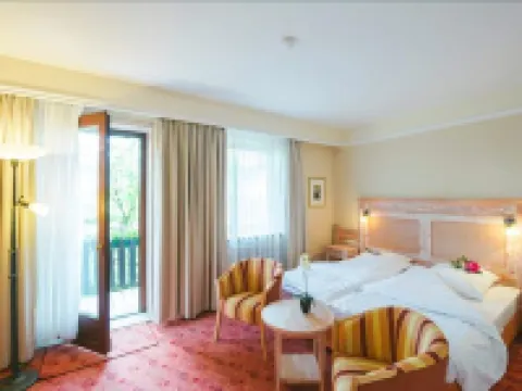 โรงแรมลันด์เฮาส์ เฮอเพิน โรงแรมในSchneverdingen