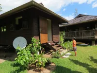 Moorea Surf Inn Hotels in Paopao