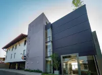 Hive 68 - Hotel and Resorts (Negombo) Hotels in Negombo