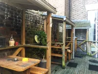 Embassie Backpackers โรงแรมใน