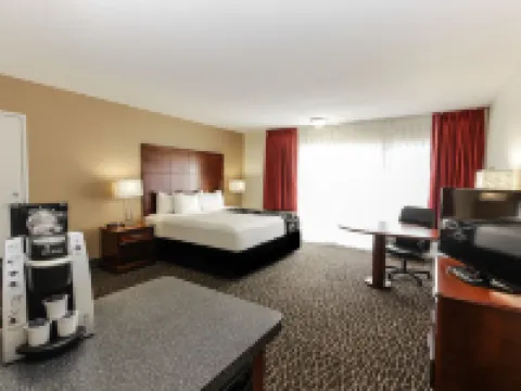 La Quinta Inn by Wyndham Clearwater Central クリアウォーターのホテル