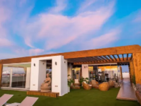 Bristol Sunset Beach - Holiday Apartments Hotels in Corralejo