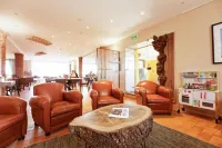 Auberge du Poids Public Logis Hotel Hotel a Vallegue