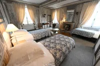 Le Manoir de l'Engagiste Hôtels à : Saint-Aubin-de-Bonneval