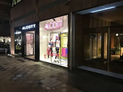 Room 110 Bari -Guesthouse- Hotel di 