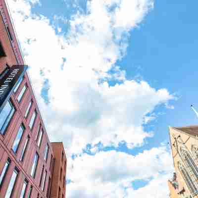 Hotel Indigo CHESTER by IHG Hotel Exterior