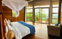 Treehouse Chalets - Luxury Getaway Within a Short Distance of Ella Hotels near Open University Regional Centre - Ratnapura