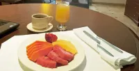 Fiesta Inn Toluca Tollocan - พร้อมอาหารเช้า