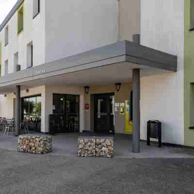 B&B Hotel Aubenas Hotel Exterior