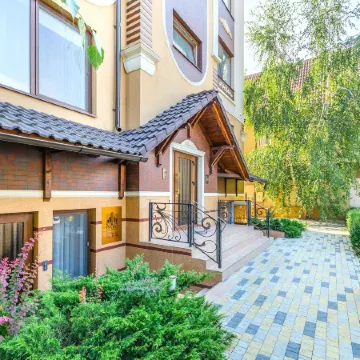 Hotel Park Suites Отели рядом с достопримечательностью «МолдЭкспо»