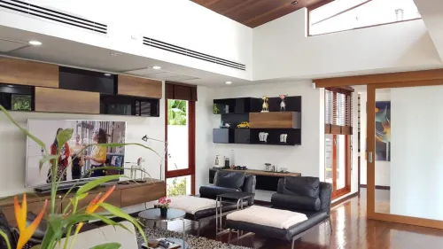 Pranaluxe Pool Villa Holiday Home - Airport Shuttle