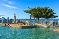 Blue Lagoon Beach Resort - de playa