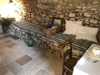 Charme in Perillis - Homestays