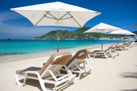 Bleu Emeraude Hotel Отели в г. Горанд-Кейс