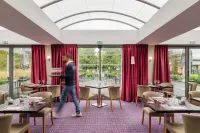 Le Relais de La Malmaison, A Member of Radisson IN Hotels in Rueil-Malmaison