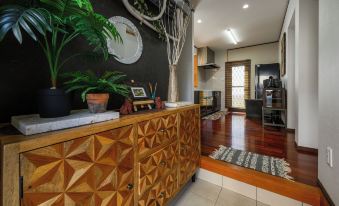 Ocean View Terrace BISE 1F