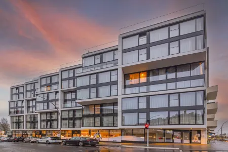 Aeronaut Serviced Apartments Neukölln-Kreuzberg Powered by Pearl 1 Отели рядом с достопримечательностью «World Time Clock»