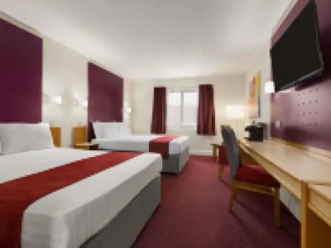 Days Inn by Wyndham Maidstone Hotels near Mote Park