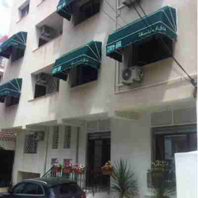 Oumaya Safa Hotel Exterior