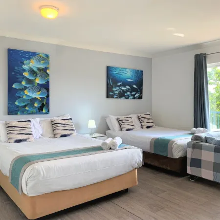 Broadwater Keys Holiday Apartments