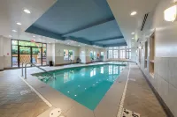 Holiday Inn Express & Suites Riverport Richmond by IHG