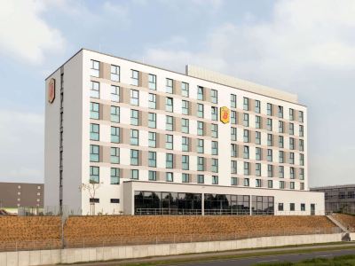 Super 8 by Wyndham Oberhausen