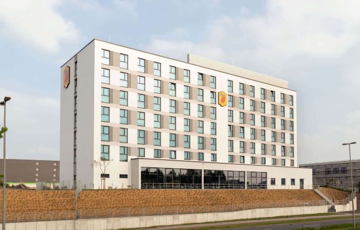 Super 8 by Wyndham Oberhausen