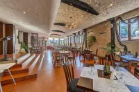 Persey Flora Apartments - 3-Star