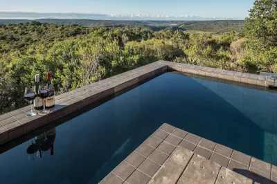 Kariega Game Reserve Ukhozi Lodge Hotels near بورت ألفريد