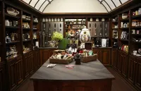 Moness Hotel Und Kaffeerösterei Hotels in Freyburg