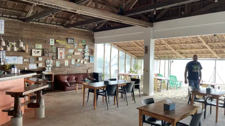 Footprints Beach Resort