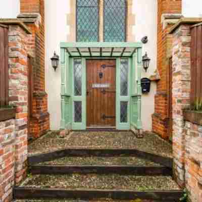 Host Stay The Nave Hotel Exterior