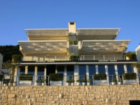 Villa Azzurra Hotels in Bol