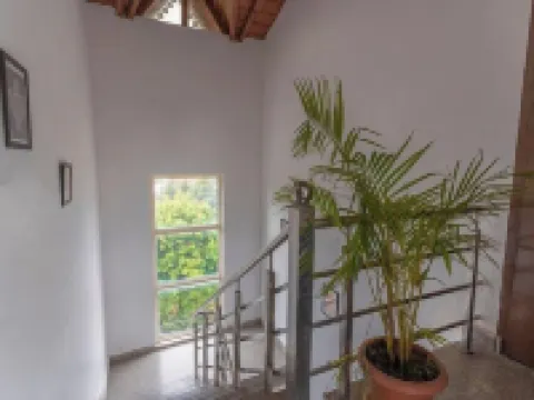 เฮชอาร์ อัพวาน อินน์ โรงแรมในไนนิตาล