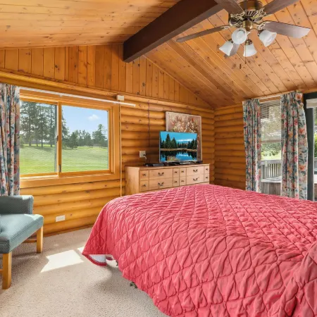 The Lodges at Breezy Point